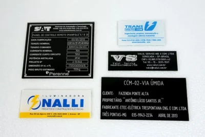 Etiqueta Acrílico - Cerbisoriani